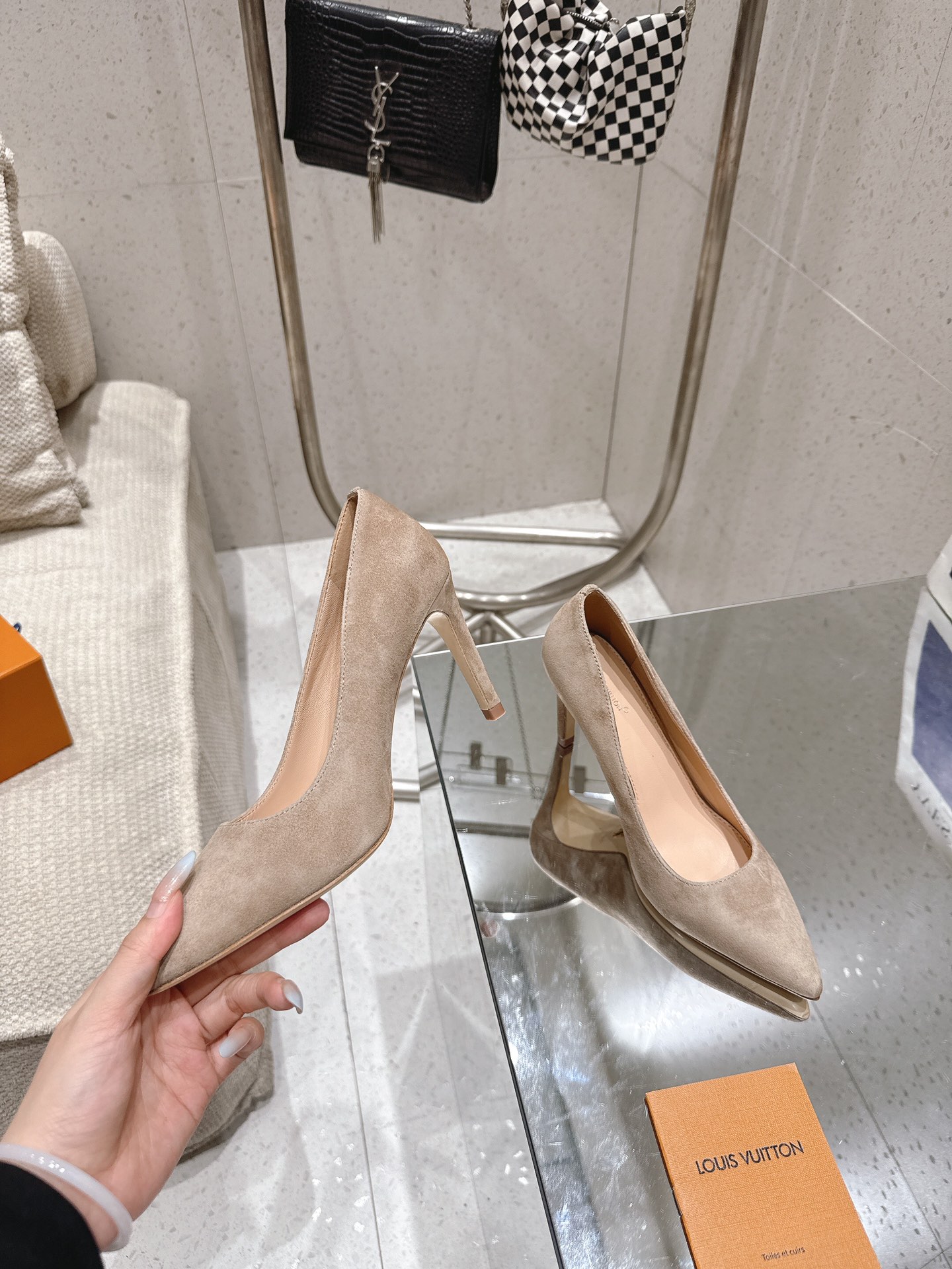 Women's high heels